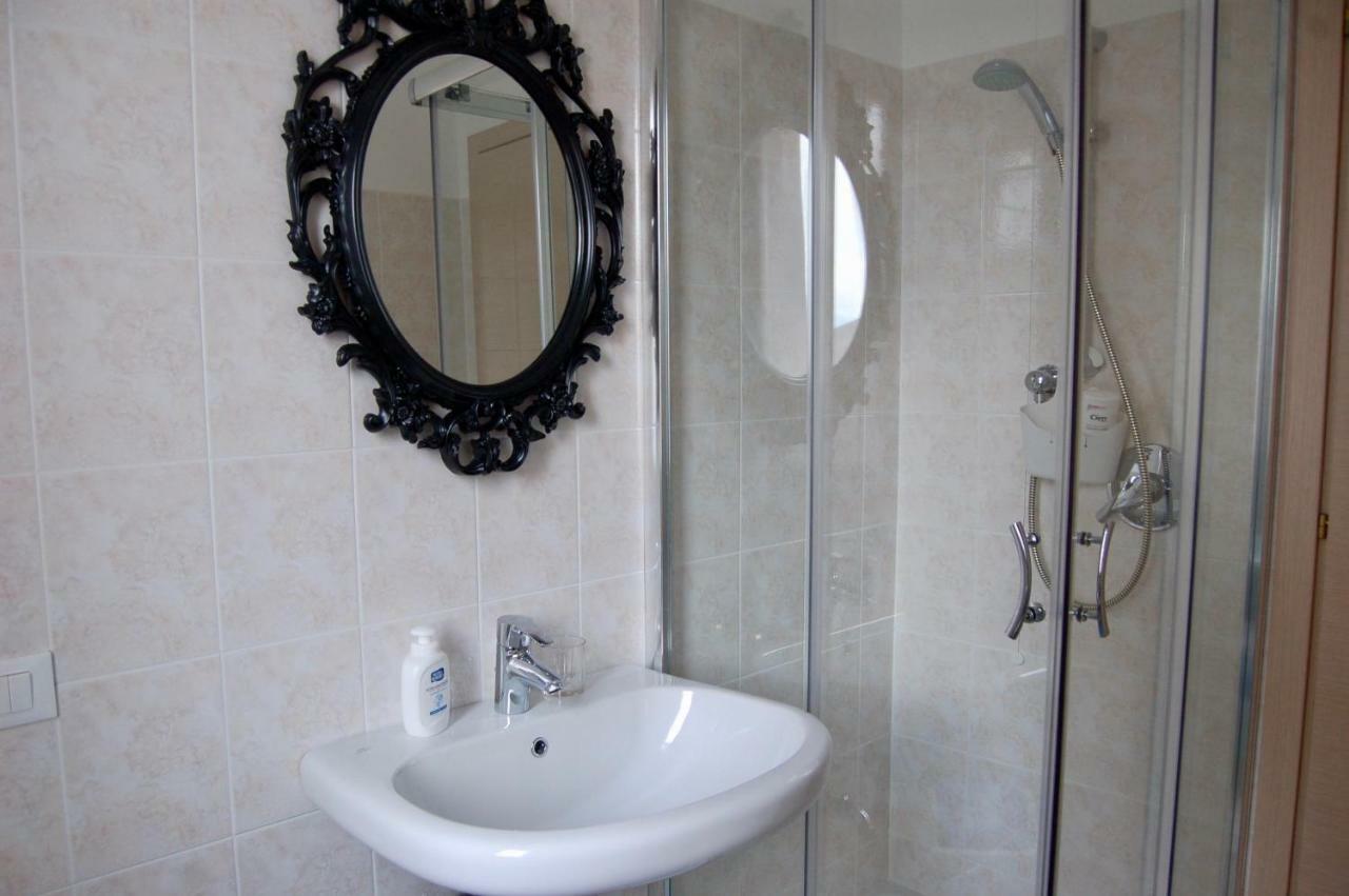 Apartament Casa Patrizia Sueglio Zewnętrze zdjęcie
